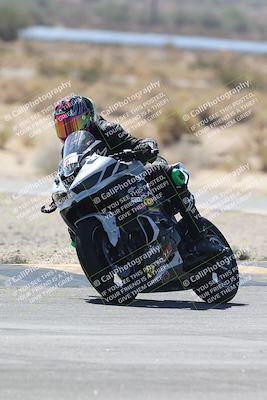 media/Oct-02-2025-Racers Edge (Thu) [[2c91cb6ab3]]/3-B Group/Session 3-Turn 16 (12pm)/